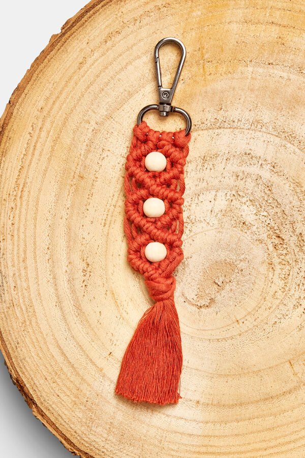 Macrame sleutelhanger kraal bruin Macrame sleutelhanger kraal bruin